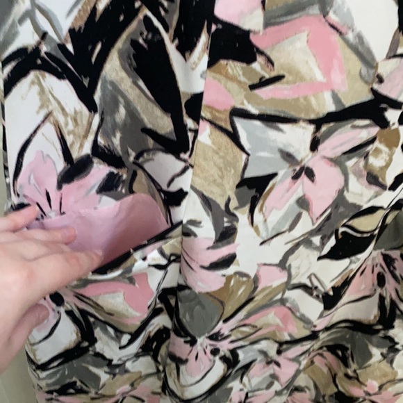 Kasper Pink and Black Floral Dress WITH POCKETS - Picture 2 of 6